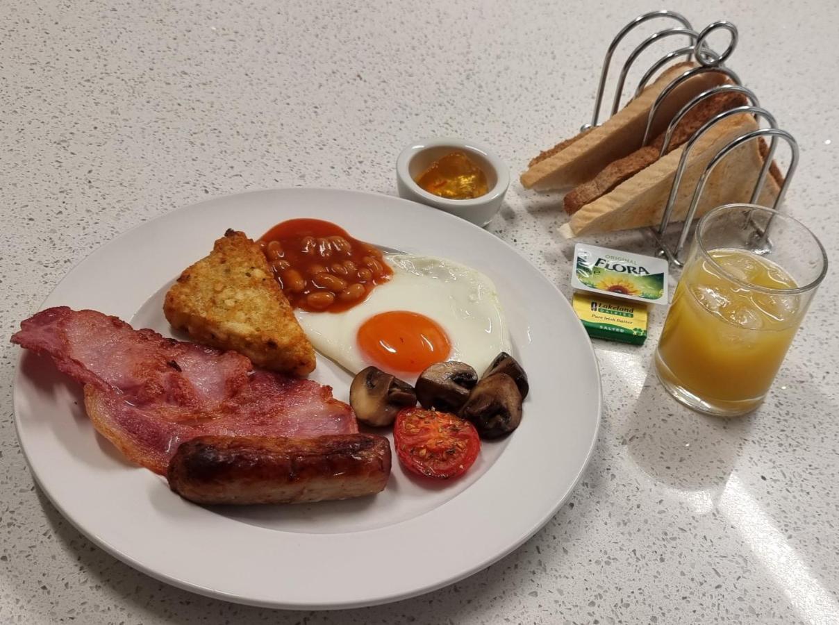 佩恩顿 劳科洛福特旅舍酒店 外观 照片